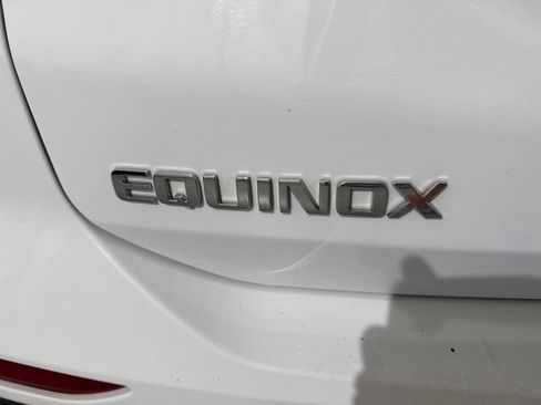 Used 2024 Chevrolet Equinox LT AWD/4WD image 8