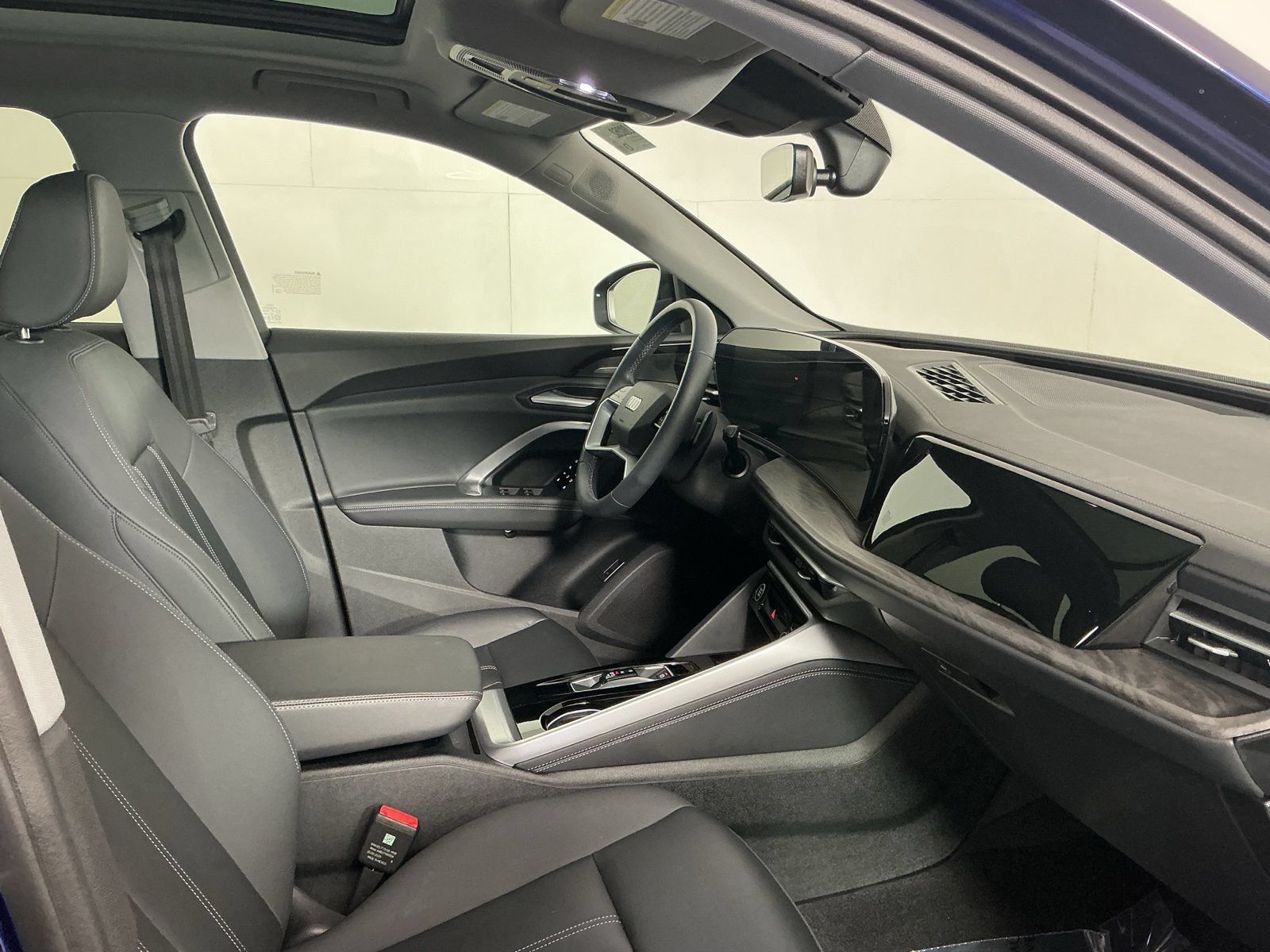 Used 2025 Audi Q5 Premium w/ Premium Plus AWD/4WD image 20