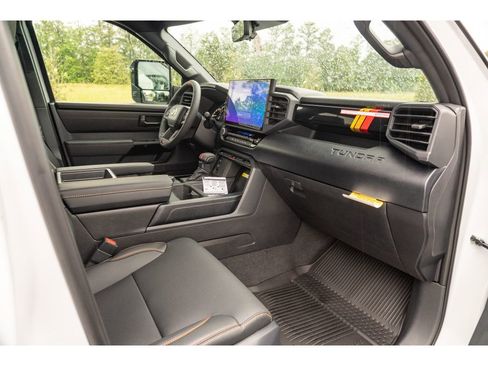 New 2026 Toyota Tundra Limited AWD/4WD image 17