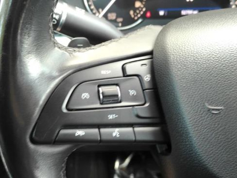 Used 2019 Cadillac XT4 Premium Luxury w/ Cold Weather Package FWD image 35