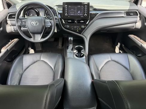Used 2024 Toyota Camry SE FWD image 10