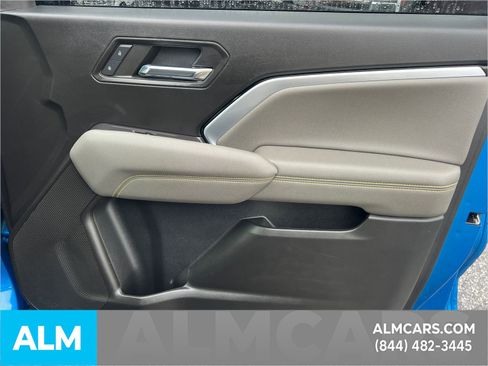 Used 2023 Chevrolet Colorado ZR2 w/ ZR2 Convenience Package III image 18