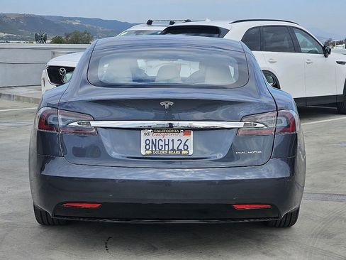 Used 2020 Tesla Model S Long Range AWD/4WD image 17