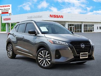 Used 2023 Nissan Kicks SR