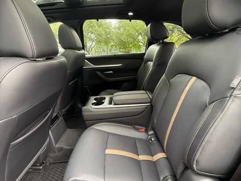 Used 2026 MAZDA CX-90 3.3 Turbo S w/ Premium Plus AWD/4WD image 14