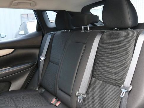 Used 2018 Nissan Rogue Sport S w/ S Appearance Package image 14