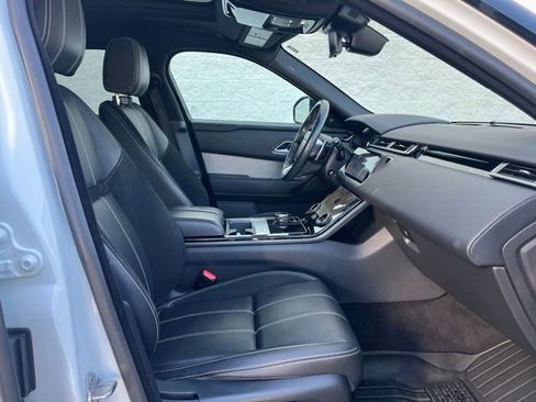 Used 2020 Land Rover Range Rover Velar R-Dynamic S image 10