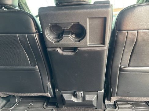 Used 2017 Ford F150 Lariat image 40