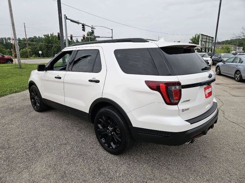 Used 2019 Ford Explorer Sport w/ Equipment Group 401A AWD/4WD image 8