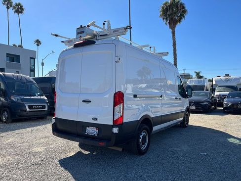 Used 2022 Ford Transit 250 Medium Roof RWD image 5