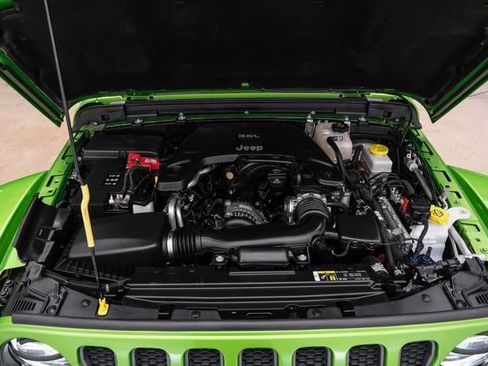 Used 2019 Jeep Wrangler Unlimited Rubicon AWD/4WD image 70