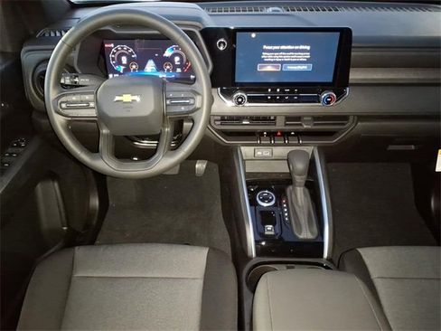 New 2026 Chevrolet Colorado W/T image 10