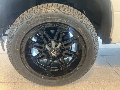 Used 2017 Ford F150 XL w/ Equipment Group 101A Mid AWD/4WD image 28
