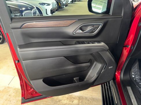 Used 2023 Chevrolet Tahoe High Country RWD image 18