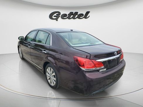 Used 2011 Toyota Avalon Limited image 5
