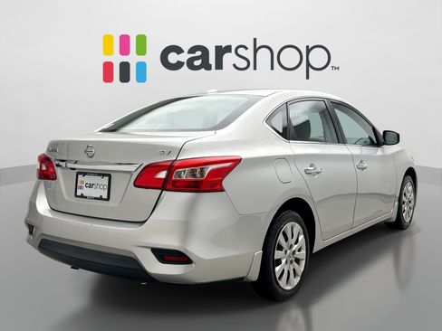 Used 2017 Nissan Sentra SV FWD image 5
