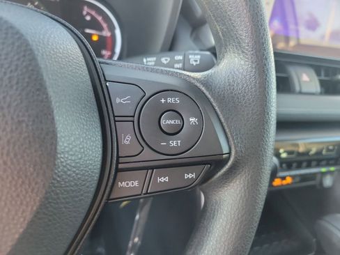 Used 2024 Toyota RAV4 LE image 28