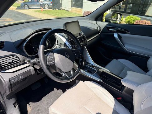 Used 2024 Mitsubishi Eclipse Cross SEL AWD/4WD image 11