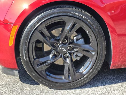 Certified 2024 Chevrolet Camaro LT image 12