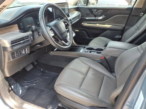 Certified 2023 Lincoln Corsair Reserve w/ Jet Appearance Package AWD/4WD image 10