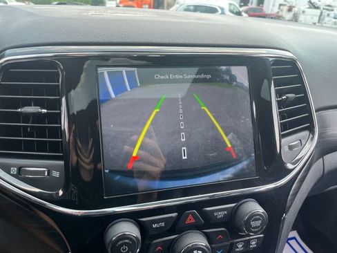 Used 2019 Jeep Cherokee Limited AWD/4WD image 19