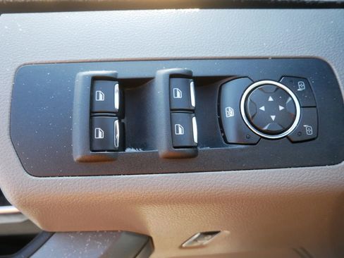 Used 2016 Ford F150 XLT w/ Equipment Group 302A Luxury image 12