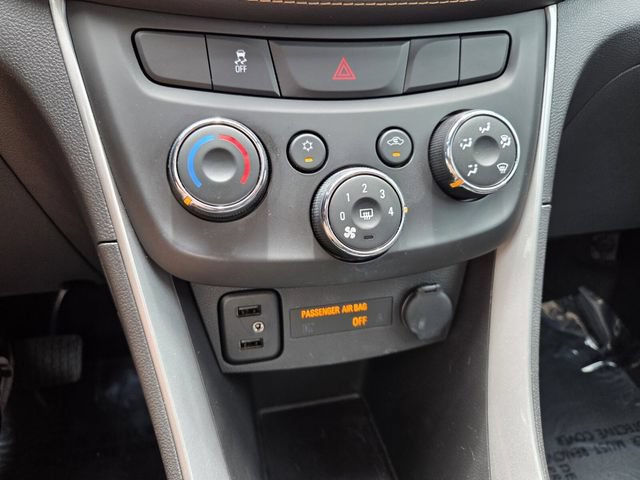 Certified 2022 Chevrolet Trax LT AWD/4WD image 25