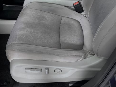 Certified 2023 Honda Odyssey EX image 18