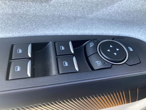 New 2026 Ford Maverick XLT w/ XLT Luxury Package AWD/4WD image 18