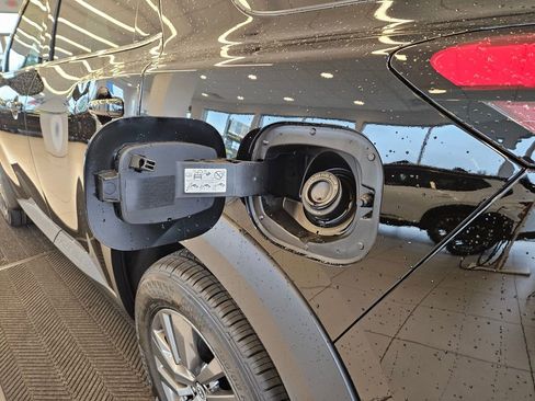 New 2026 Nissan Pathfinder SV w/ Cargo Package image 33