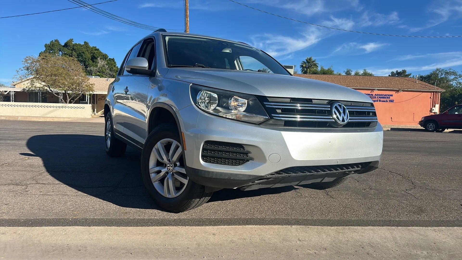 Used 2017 Volkswagen Tiguan S FWD image 16