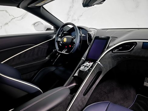 Used 2025 Ferrari Roma Spider RWD image 12