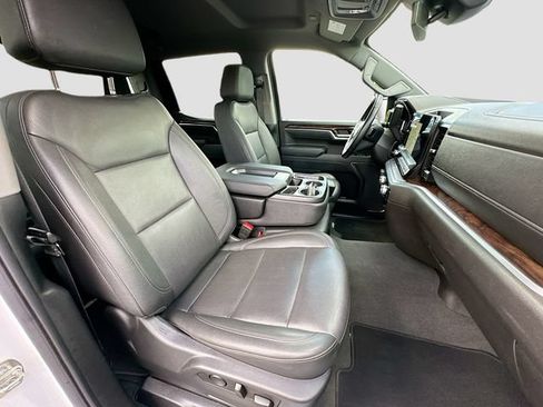 Used 2025 GMC Sierra 1500 SLT RWD image 27