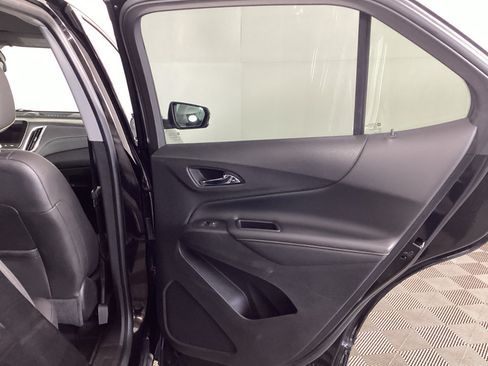 Used 2018 Chevrolet Equinox Premier AWD/4WD image 10
