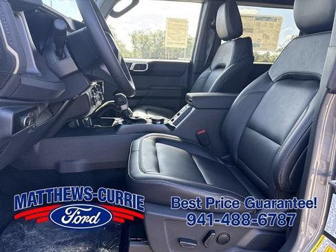 New 2026 Ford Bronco Badlands AWD/4WD image 8