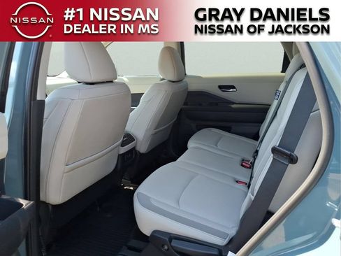 New 2026 Nissan Pathfinder SL w/ Cargo Package FWD image 27