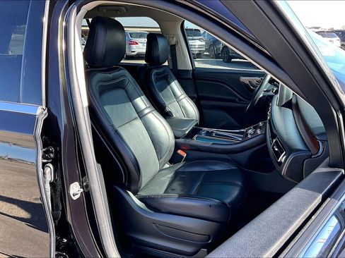Used 2020 Lincoln Aviator Reserve w/ Elements Package Plus AWD/4WD image 9