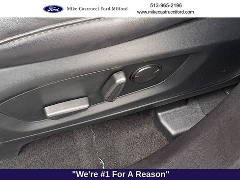 Certified 2022 Ford Explorer XLT w/ Equipment Group 202A image 21