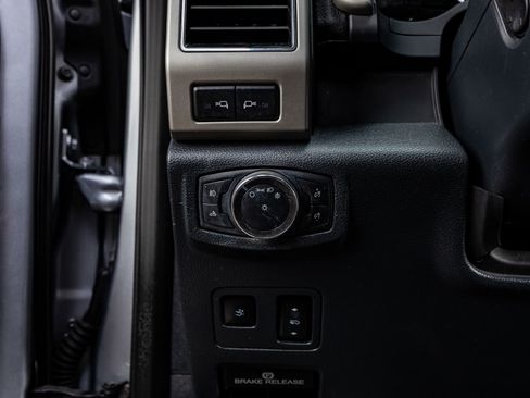 Used 2022 Ford F350 Lariat w/ Lariat Ultimate Package image 21