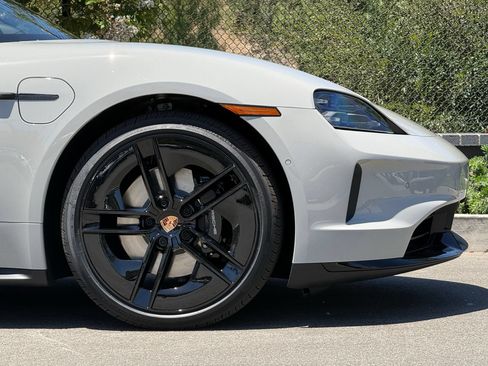 New 2026 Porsche Taycan RWD image 12