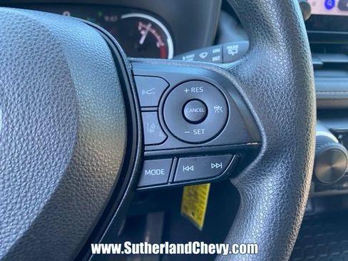 Used 2024 Toyota RAV4 LE AWD/4WD image 21