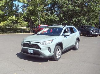 Used 2021 Toyota RAV4 XLE AWD/4WD video 1