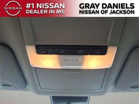 Used 2023 Nissan Altima 2.5 SR FWD image 21