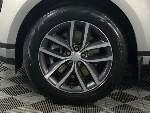 Certified 2026 Land Rover Range Rover Evoque S AWD/4WD image 9