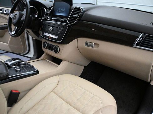 Used 2017 Mercedes-Benz GLE 350 4MATIC image 17