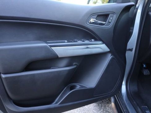 Used 2021 Chevrolet Colorado ZR2 image 19