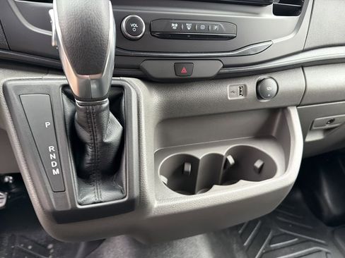 New 2026 Ford Transit 350 148 Medium Roof Wagon AWD image 20