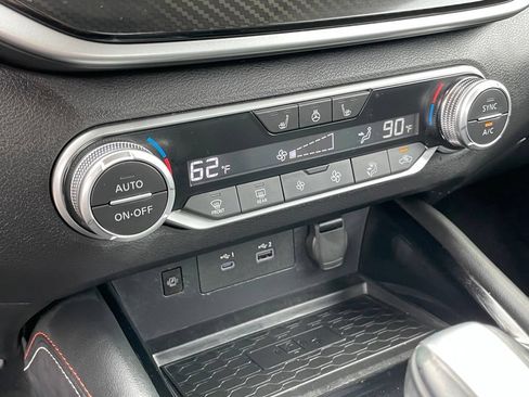 Certified 2023 Nissan Altima 2.0 SR FWD image 17