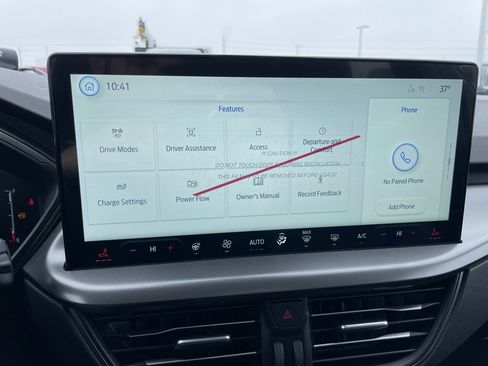 New 2026 Ford Escape SE image 17