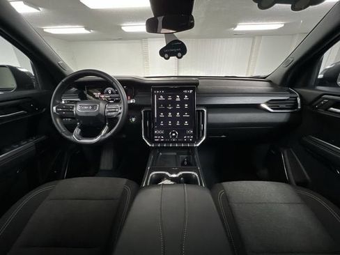 Certified 2025 GMC Acadia Elevation image 19